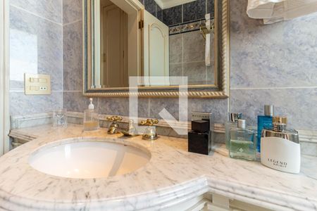 Apartamento para alugar com 317m², 4 quartos e 5 vagasSuíte 1 - Banheiro - Pia