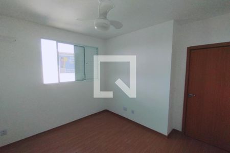 Dormitório 02 de apartamento para alugar com 2 quartos, 50m² em Jardim Ouro Branco, Ribeirão Preto