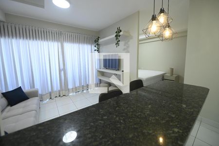 Sala/Cozinha de apartamento para alugar com 1 quarto, 41m² em Setor Bueno, Goiânia