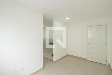 Sala de apartamento para alugar com 2 quartos, 43m² em Guaratiba, Rio de Janeiro