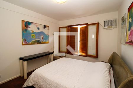 Apartamento à venda com 115m², 2 quartos e 1 vagaQuarto