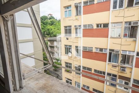 sala vista janela de apartamento para alugar com 1 quarto, 36m² em Centro, Rio de Janeiro