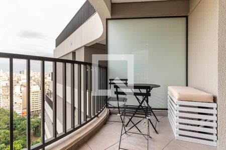 Varanda de kitnet/studio para alugar com 1 quarto, 26m² em Santa Efigênia, São Paulo