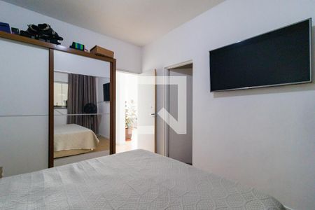 Suíte de casa para alugar com 2 quartos, 110m² em Parque Monte Alegre, Taboão da Serra