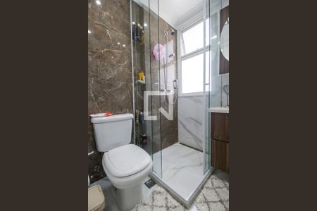 Apartamento à venda com 103m², 2 quartos e 2 vagasBanheiro da Suíte 1