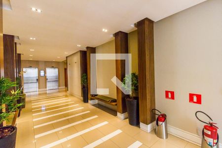 Apartamento à venda com 103m², 2 quartos e 2 vagasHall social