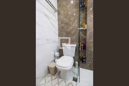 Apartamento à venda com 103m², 2 quartos e 2 vagasBanheiro da Suíte 1