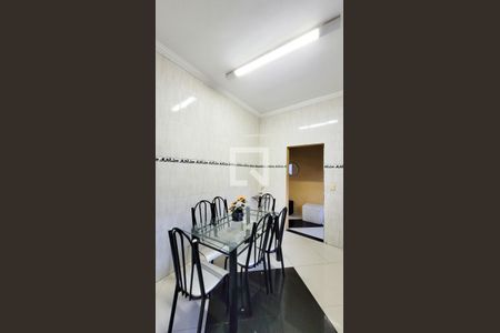 Casa para alugar com 411m², 5 quartos e 12 vagasCozinha