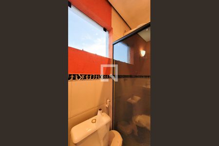 Casa para alugar com 411m², 5 quartos e 12 vagasBanheiro 3