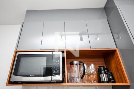Cozinha de apartamento para alugar com 1 quarto, 30m² em Sumaré, São Paulo
