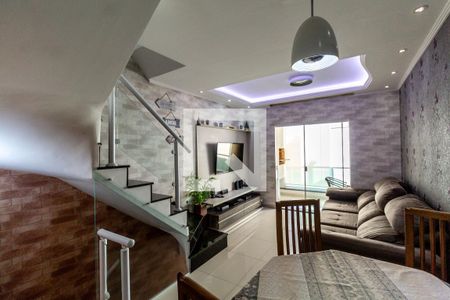 Casa de condomínio à venda com 125m², 2 quartos e 2 vagasSala 