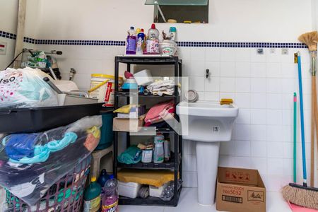 Casa à venda com 150m², 3 quartos e 1 vaga Casa à venda com 150m², 3 quartos e 1 vagaÁrea de Serviço