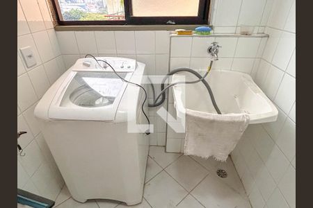 Apartamento à venda com 65m², 2 quartos e 2 vagasÁrea de Serviço