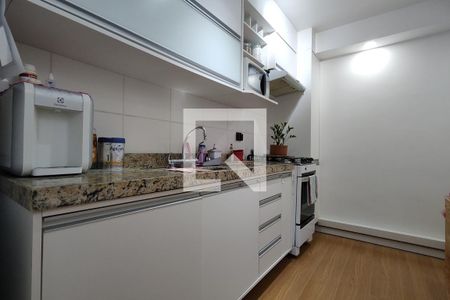 Casa para alugar com 75m², 2 quartos e 1 vagaCozinha - Armários