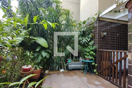 Casa para alugar com 75m², 2 quartos e 1 vagaÁrea Garden