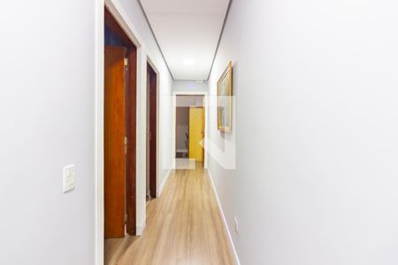 Casa à venda com 280m², 4 quartos e 6 vagasCorredor