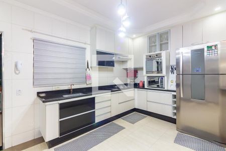 Casa à venda com 280m², 4 quartos e 6 vagasCozinha