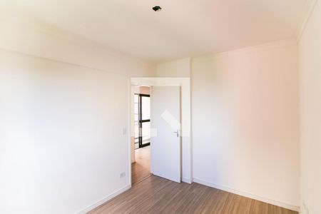 Quarto 1 de apartamento para alugar com 2 quartos, 117m² em Jardim Maria Rosa, Taboão da Serra