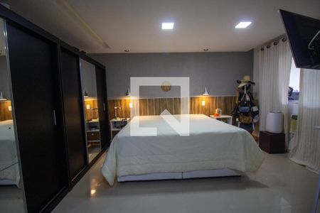 Suíte de casa de condomínio para alugar com 4 quartos, 210m² em Vargem Grande, Rio de Janeiro