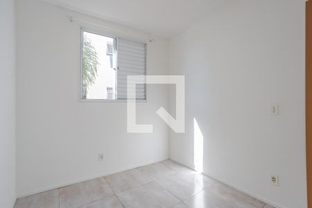 Quarto 1 de apartamento para alugar com 2 quartos, 44m² em Jardim Leopoldina, Porto Alegre