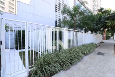 Apartamento para alugar com 80m², 2 quartos e 2 vagasFachada e portaria