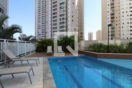 Apartamento para alugar com 80m², 2 quartos e 2 vagasPiscina