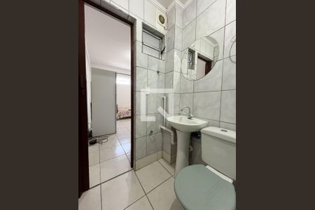 Banheiro de kitnet/studio para alugar com 1 quarto, 20m² em Vila Clementino, São Paulo