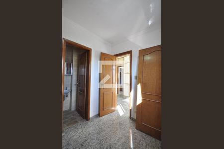 Apartamento para alugar com 150m², 3 quartos e 3 vagasQuarto de Serviço