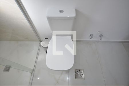 Apartamento para alugar com 150m², 3 quartos e 3 vagasBanheiro do Quarto 1 Suíte