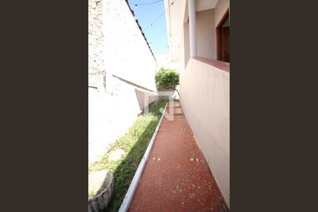 Casa à venda com 125m², 1 quarto e 2 vagasEntrada