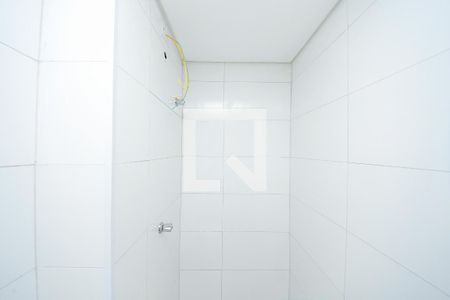 Banheiro de apartamento à venda com 2 quartos, 43m² em Vila dos Minerios, São Paulo