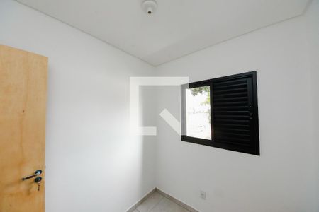 Quarto 1 de apartamento para alugar com 2 quartos, 40m² em Vila dos Minerios, São Paulo