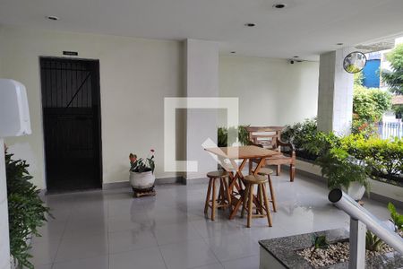 Apartamento para alugar com 70m², 3 quartos e 1 vagaHall social