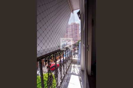 Sacada da Sala de apartamento para alugar com 3 quartos, 70m² em Santa Rosa, Niterói