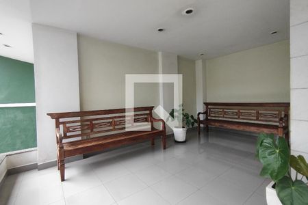 Apartamento para alugar com 70m², 3 quartos e 1 vagaHall social