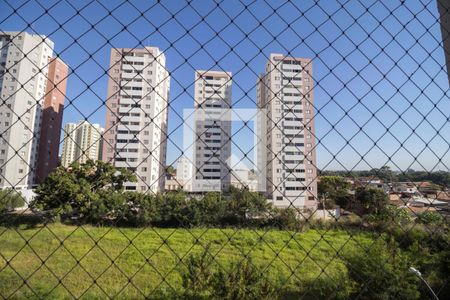 Vista  de apartamento para alugar com 2 quartos, 50m² em Setor Negrão de Lima, Goiânia
