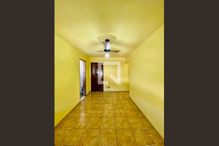 Sala de apartamento para alugar com 2 quartos, 51m² em Pilares, Rio de Janeiro