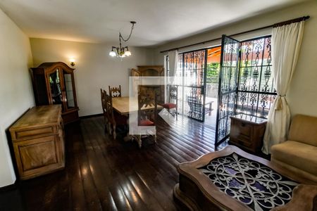 Sala 1 de casa de condomínio para alugar com 4 quartos, 510m² em Jardim Leonor, São Paulo