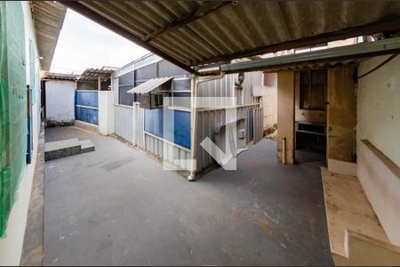 Casa para alugar com 60m², 1 quarto e sem vagaÁrea externa