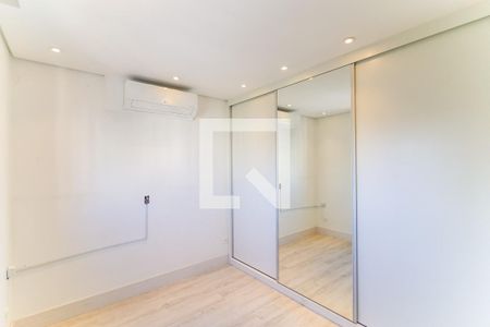 Quarto 1 de apartamento para alugar com 2 quartos, 76m² em Vila Suzana, São Paulo