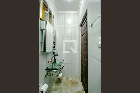 Casa à venda com 230m², 3 quartos e 3 vagasBanheiro