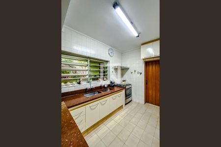 Casa à venda com 230m², 3 quartos e 3 vagasCozinha