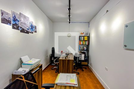 Casa à venda com 230m², 3 quartos e 3 vagasEscritório