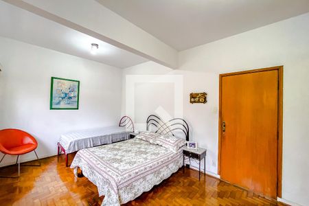 Casa à venda com 230m², 3 quartos e 3 vagasQuarto 3