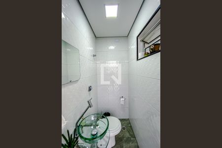 Casa à venda com 230m², 3 quartos e 3 vagasBanheiro de Serviço