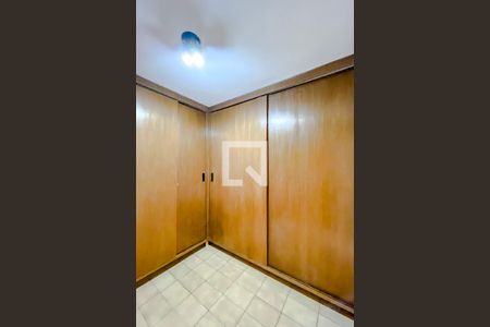 Casa à venda com 230m², 3 quartos e 3 vagasQuarto 2 - Suíte