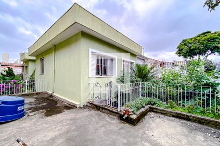 Casa à venda com 230m², 3 quartos e 3 vagasVaranda