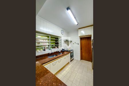 Casa à venda com 230m², 3 quartos e 3 vagasCozinha