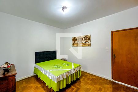 Casa à venda com 230m², 3 quartos e 3 vagasQuarto 4