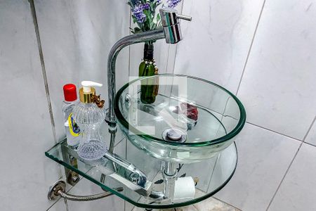 Casa à venda com 230m², 3 quartos e 3 vagasBanheiro